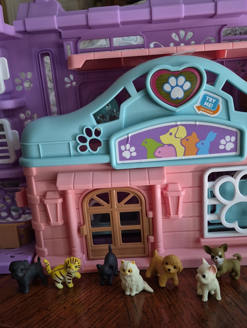 Kid Connection Vet Clinic Playset